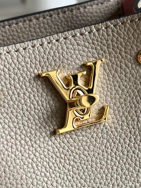 WIS BUCKET VUITTON LOUIS NANO LOCKME 0716